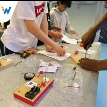 leerlingen in Techcarrousel